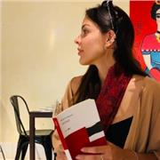professeure de portugais passionnée par tout ce qui touche à la culture brésilienne
